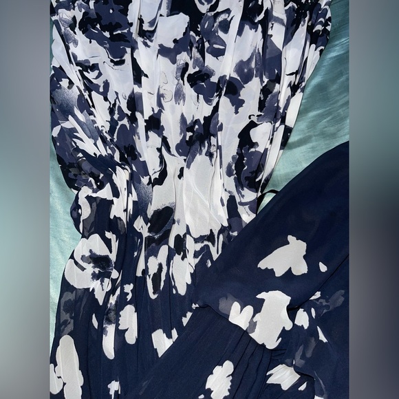 Betsy & Adam Women's Chiffon Floral Maxi Dress - Picture 5 of 9